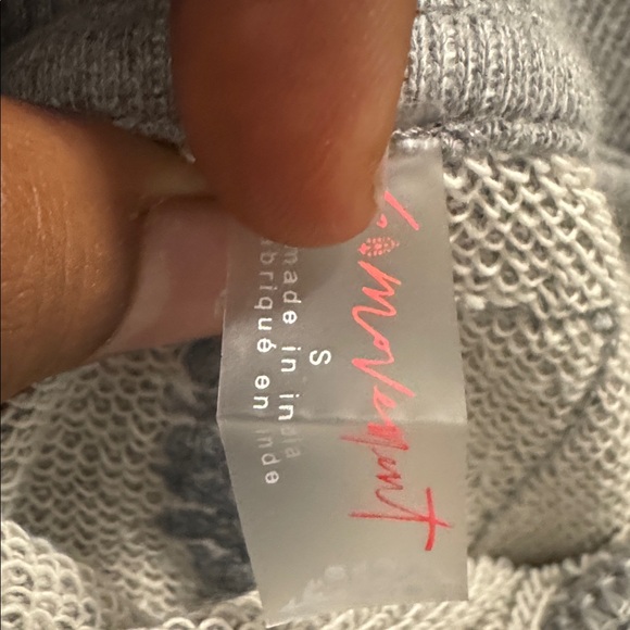 NWT FREE PEOPLE FP Movement Women's All Star Logo Pullover size S, M, L - Picture 9 of 9